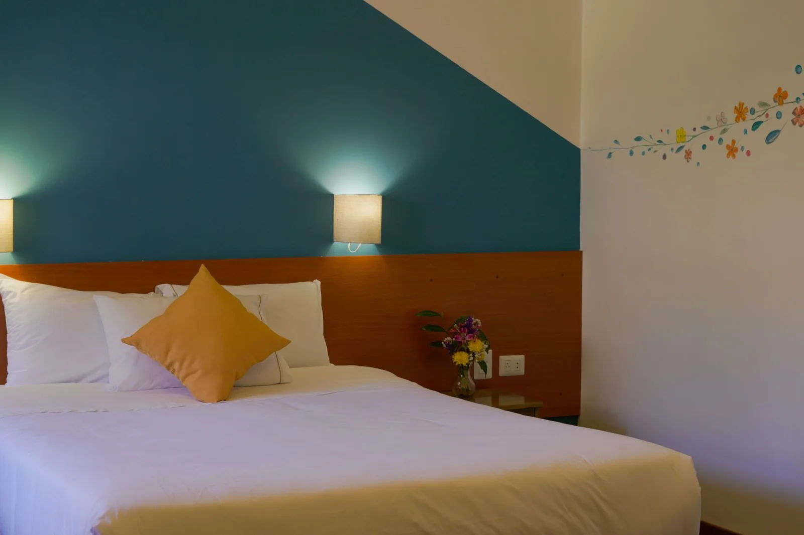 Matrimonial Room - Lightbox Photo 10